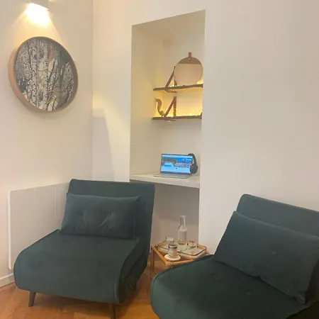 Centre Ville, Parking, Balcon, Piscine Appartement