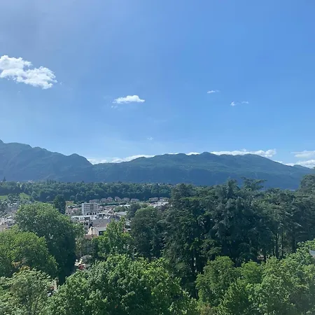 Centre Ville, Parking, Balcon, Piscine アパート エクスレバン